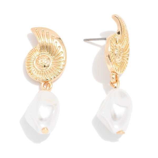 Vacation Setting Gold Seashell Earrings