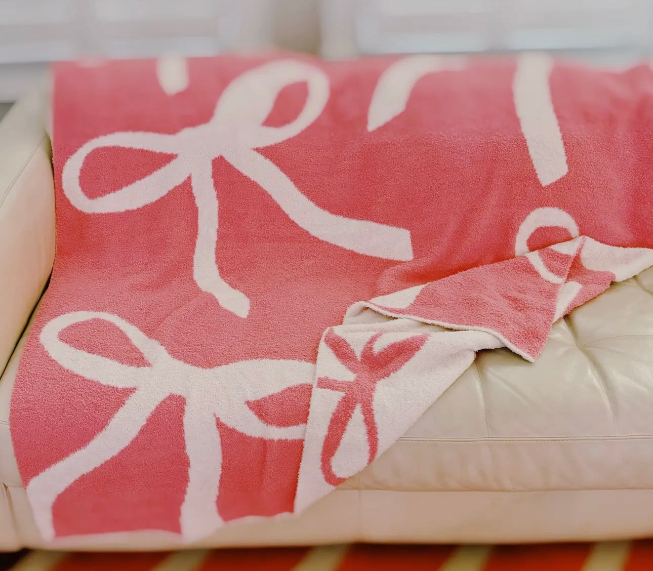 Cozy State Of Mind Bow Blanket