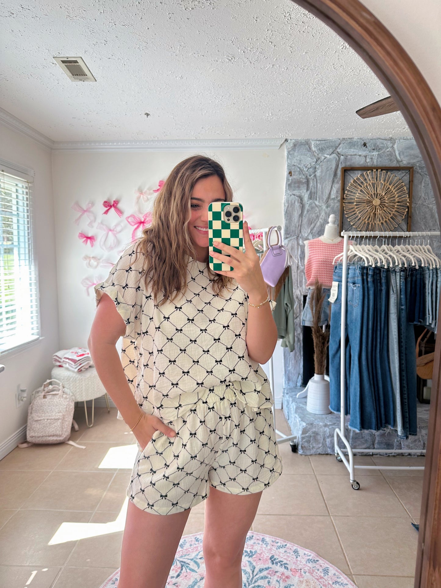 Chasing The Bow Trend Set