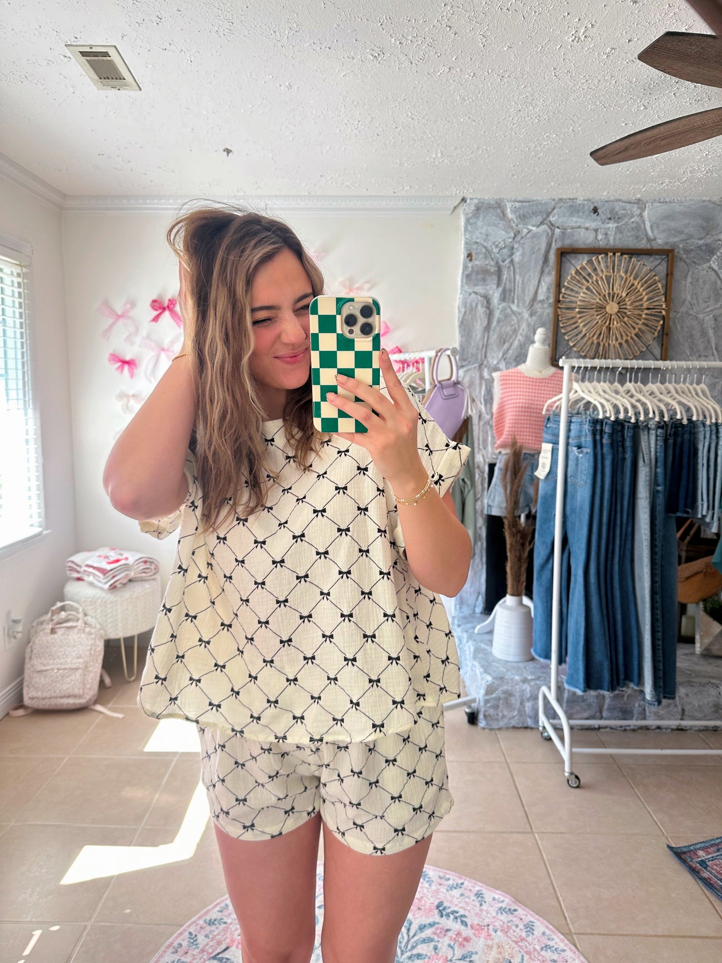 Chasing The Bow Trend Set
