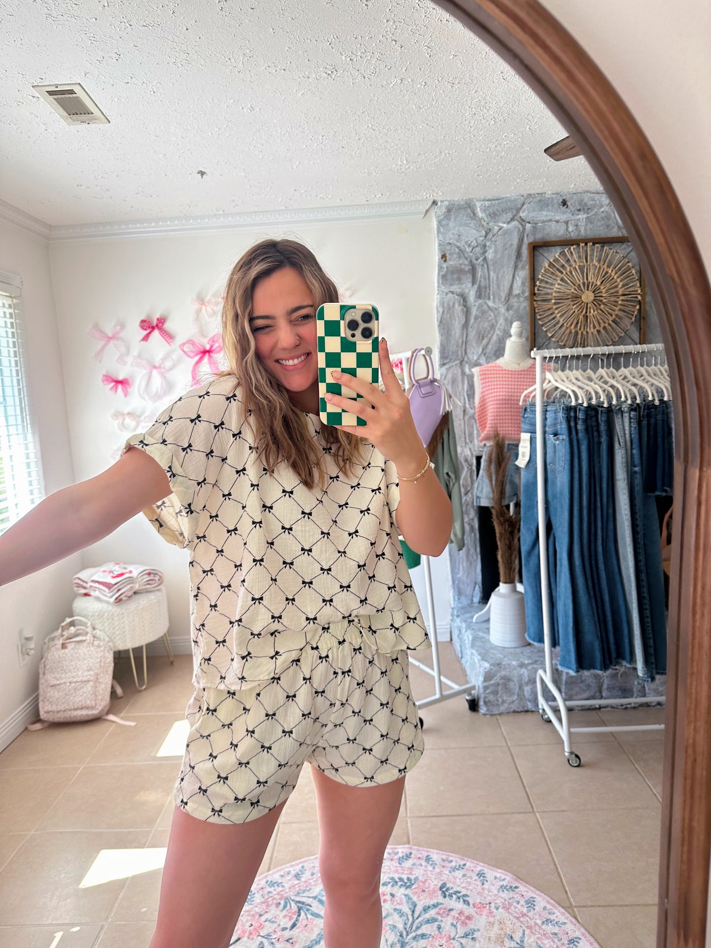 Chasing The Bow Trend Set