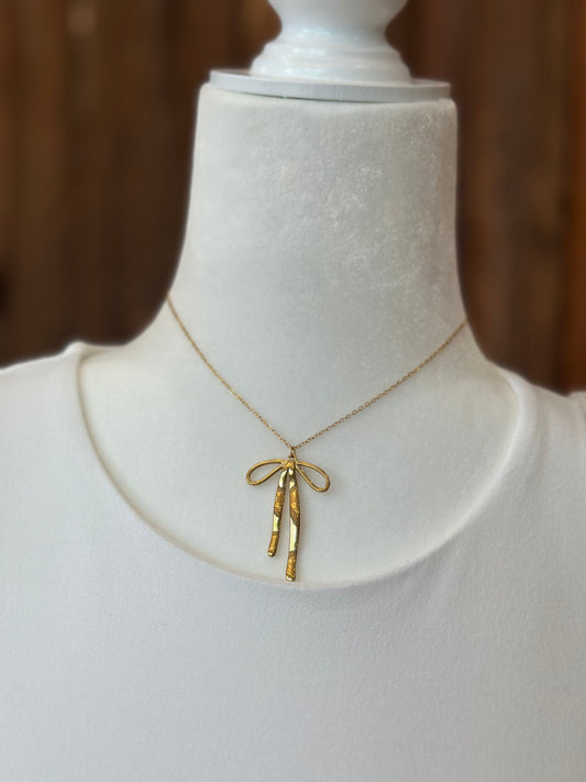 The Darling Bow Necklace
